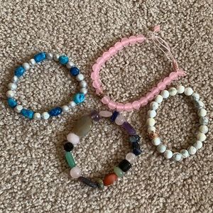 Set of 4 bracelets